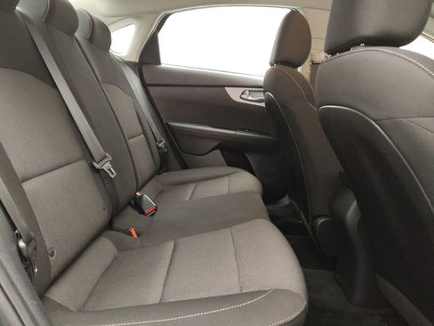 Used 2022 Kia Forte LXS image 19