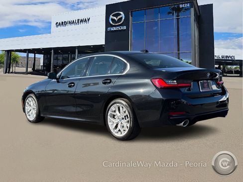 Used 2025 BMW 330i Sedan image 4