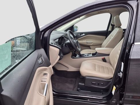 Certified 2019 Ford Escape Titanium AWD/4WD image 25