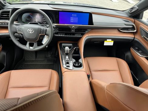 Certified 2026 Toyota Crown Signia w/ Advanced Technology Package AWD/4WD image 19