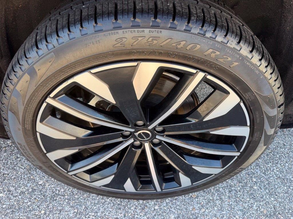 Used 2025 Volvo XC90 T8 Ultra w/ Lounge Package AWD/4WD image 28