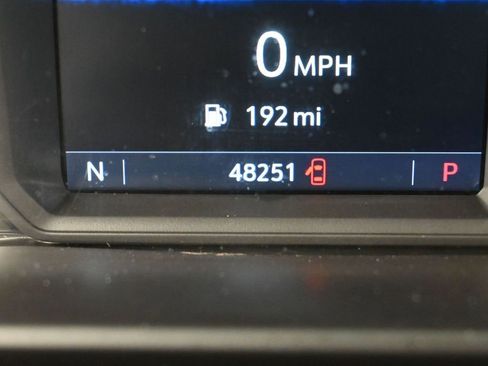 Used 2022 GMC Sierra 2500 SLE w/ SLE Convenience Package image 31