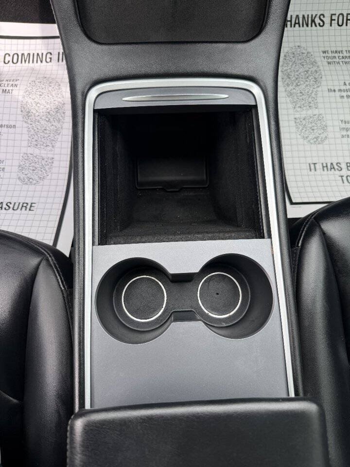 Used 2023 Tesla Model 3 Standard Range RWD image 16