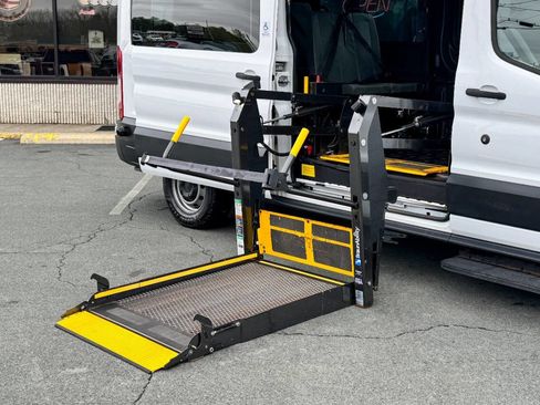 Used 2016 Ford Transit 250 148 Medium Roof RWD image 2