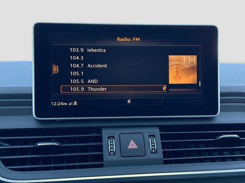 Used 2018 Audi Q5 Prestige image 32