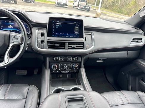Certified 2024 Chevrolet Suburban RST RWD image 24