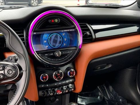 Used 2021 MINI Cooper S image 5