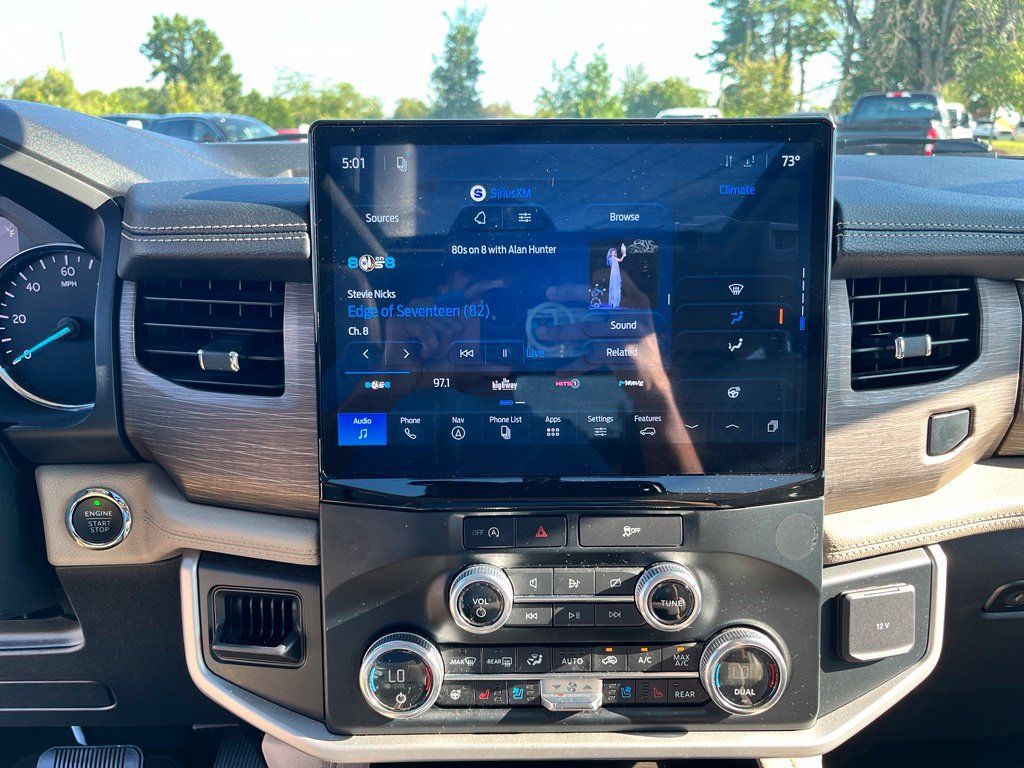 Used 2024 Ford Expedition Limited RWD image 20