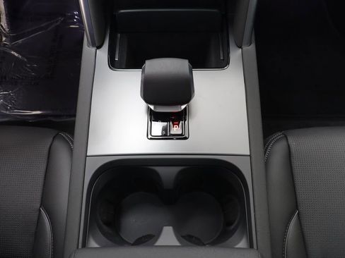 New 2026 Land Rover Discovery Sport Landmark AWD/4WD image 14