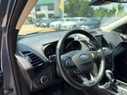 Used 2018 Ford Escape SEL w/ Ford Safe & Smart Package AWD/4WD image 15