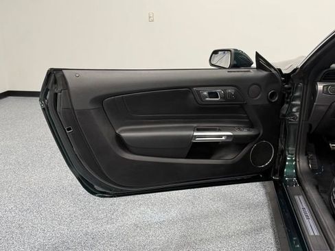 Used 2019 Ford Mustang Bullitt w/ Bullitt Electronics Package RWD image 12