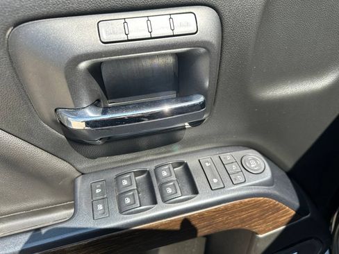 Used 2017 GMC Sierra 2500 Denali AWD/4WD image 17