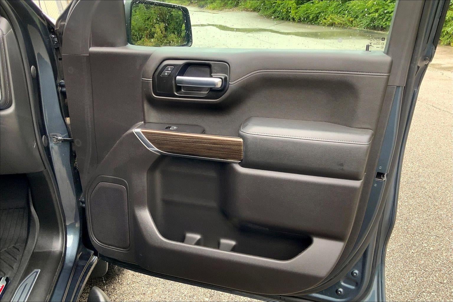 Used 2020 Chevrolet Silverado 1500 LT w/ Texas Edition AWD/4WD image 26