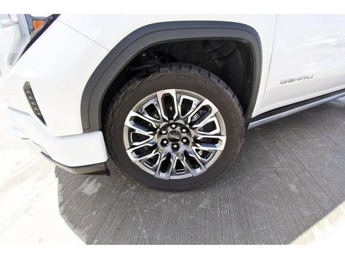 Used 2024 GMC Sierra 1500 Denali Ultimate AWD/4WD image 30