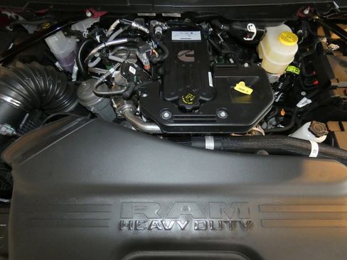 New 2026 RAM 3500 Limited image 32