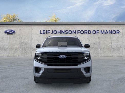 New 2025 Ford Expedition Active RWD image 6