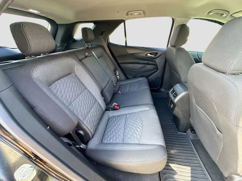 Used 2020 Chevrolet Equinox LT image 24