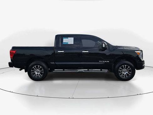 Used 2021 Nissan Titan SV w/ SV Convenience Package AWD/4WD image 5