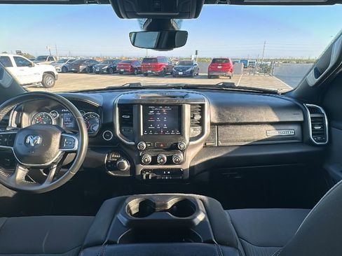 Used 2021 RAM 1500 Big Horn image 25