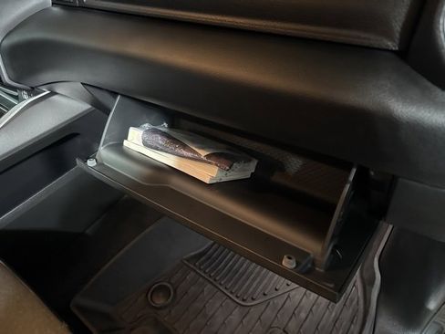 Used 2023 RAM 1500 Big Horn image 37