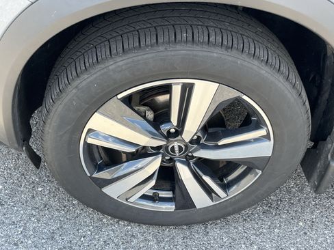 Used 2022 Nissan Rogue SL w/ SL Premium Package AWD/4WD image 12