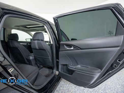 Used 2019 Honda Civic EX image 33