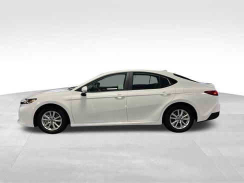 New 2026 Toyota Camry LE FWD image 2