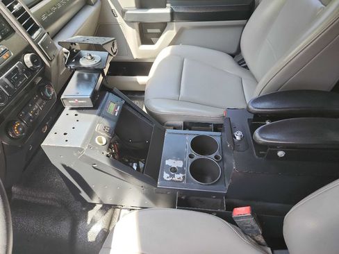 Used 2020 Ford F250 XL w/ Power Equipment Group RWD image 26