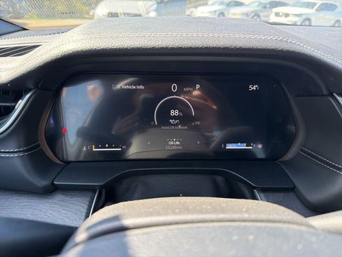 Used 2024 Jeep Grand Cherokee L Limited w/ Luxury Tech Group II image 9