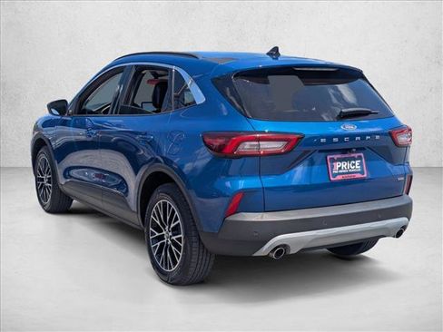 Certified 2023 Ford Escape SE FWD image 8