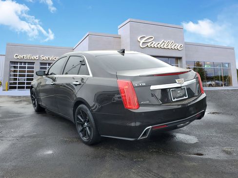 Used 2018 Cadillac CTS Luxury image 2