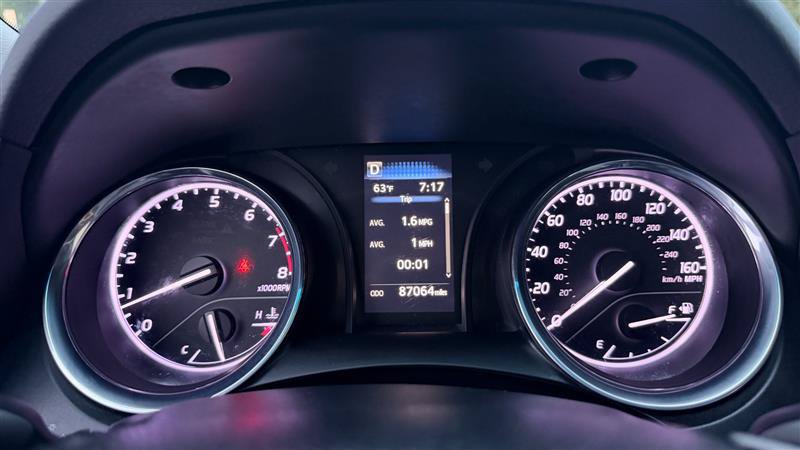 Used 2020 Toyota Camry SE FWD image 28