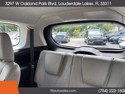 Used 2015 MAZDA MAZDA5 Grand Touring FWD image 39