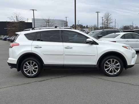 Used 2016 Toyota RAV4 Limited image 6
