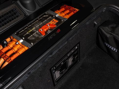 Certified 2022 Ferrari SF90 Spider image 36