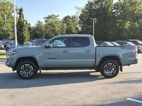 Used 2023 Toyota Tacoma TRD Sport AWD/4WD image 11
