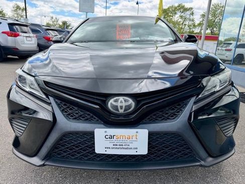 Used 2018 Toyota Camry SE w/ Audio Package FWD image 5