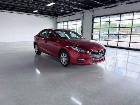 Used 2017 MAZDA MAZDA3 Sport FWD image 8
