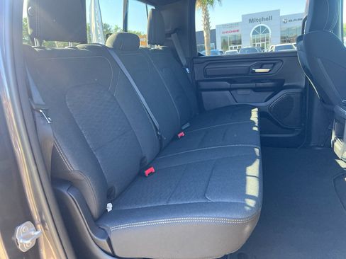 New 2026 RAM 1500 Express AWD/4WD image 10