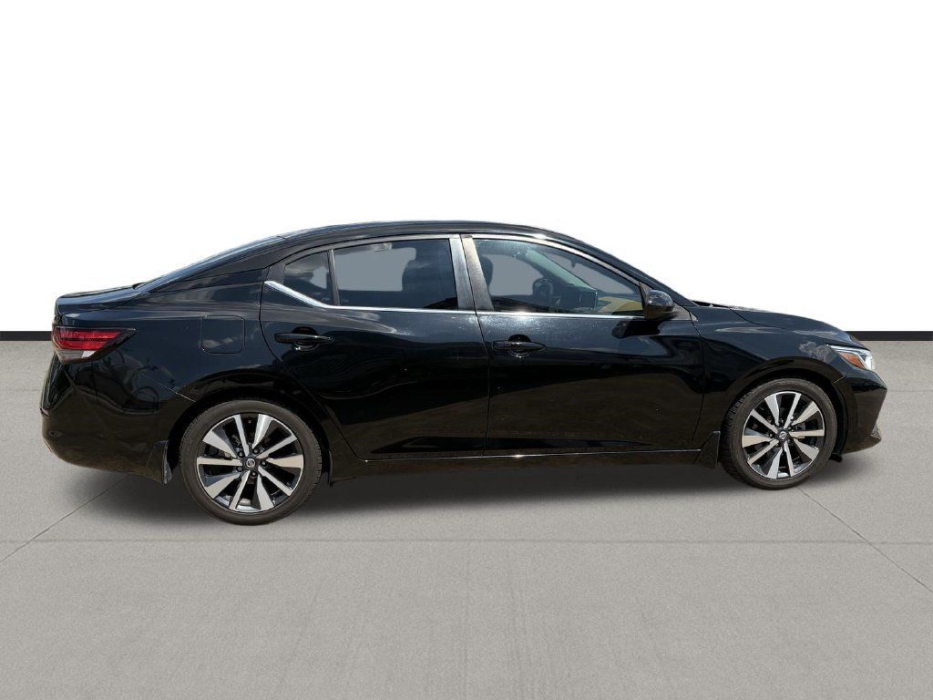 Used 2021 Nissan Sentra SV w/ SV Premium Package FWD image 6