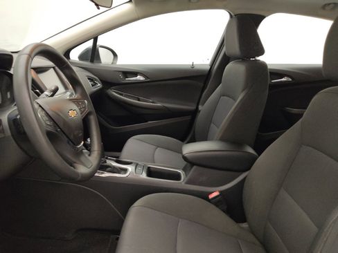 Used 2017 Chevrolet Cruze LT w/ Sun And Sound Package FWD image 17