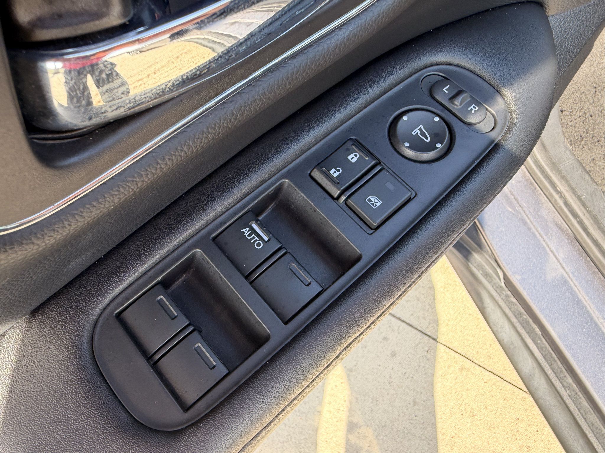 Certified 2021 Honda HR-V EX-L image 11