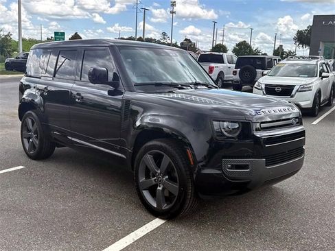 New 2025 Land Rover Defender 110 V8 image 9