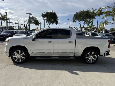 Used 2024 Chevrolet Silverado 1500 High Country w/ Technology Package AWD/4WD image 11