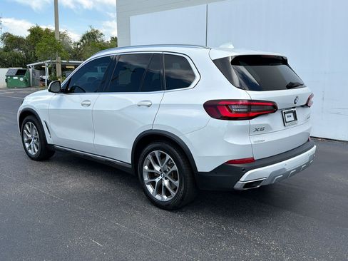 Used 2021 BMW X5 xDrive40i w/ Premium Package AWD/4WD image 3