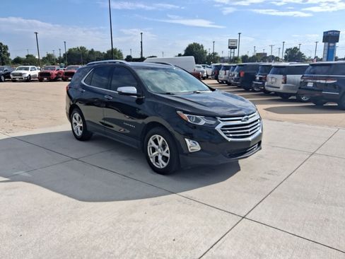 Used 2020 Chevrolet Equinox Premier FWD image 7