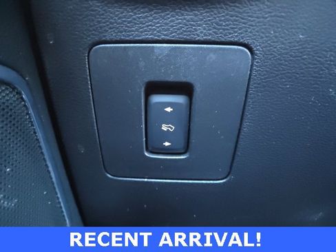 Used 2017 Ford F150 Lariat w/ Equipment Group 502A Luxury image 19