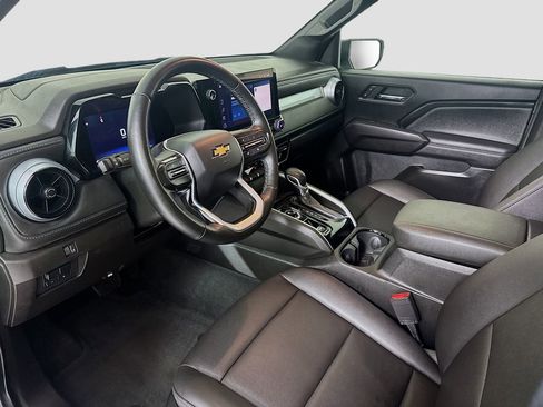 Used 2023 Chevrolet Colorado LT image 7