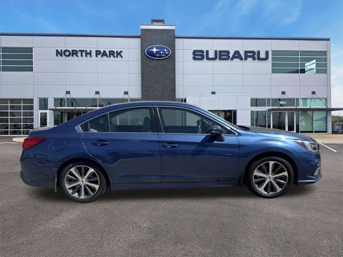 Used 2019 Subaru Legacy 3.6R Limited image 2