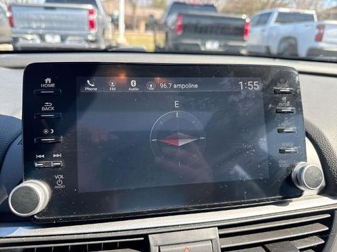Used 2019 Honda Accord EX image 14